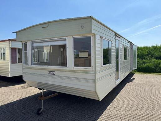 Arronbrook 2 bedrooms 9x3meters