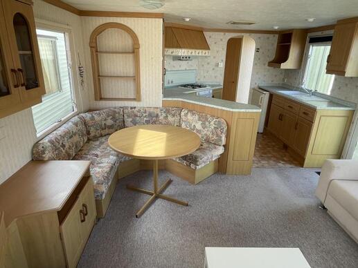 Arronbrook Second home  900