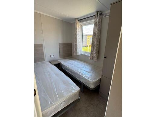 Camping chalet met staanplaats