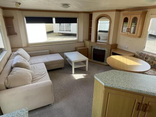 Arronbrook Second home  900