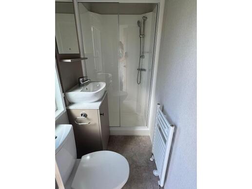 Camping chalet met staanplaats