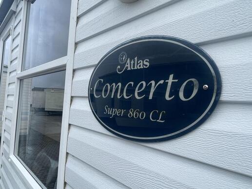 Atlas Concerto 860 CL center room